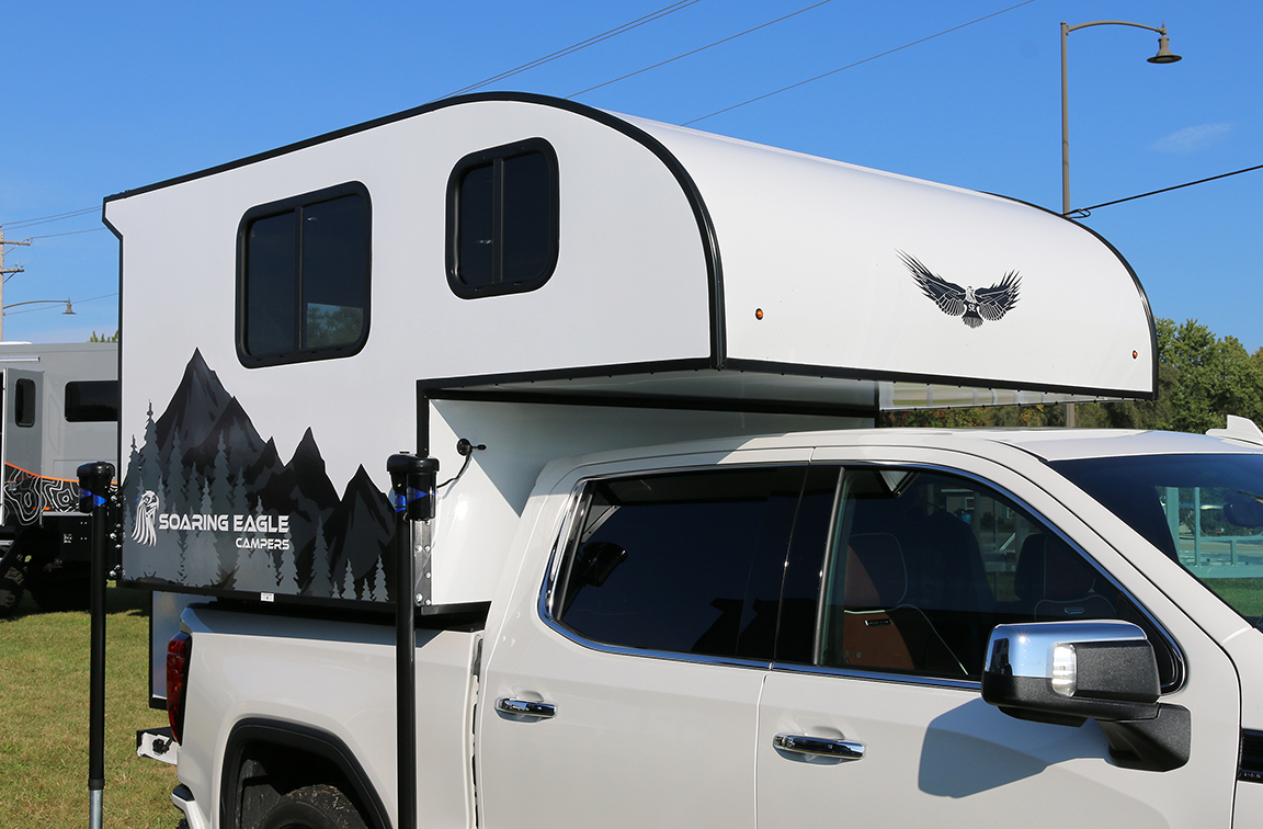 Soaring Eagle ADLAR 6.5XLS Truck Camper