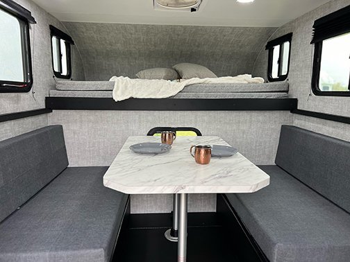 Soaring Eagle ADLAR 8.0XL Truck Camper