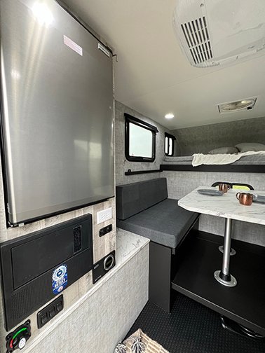 Soaring Eagle ADLAR 8.0XL Truck Camper