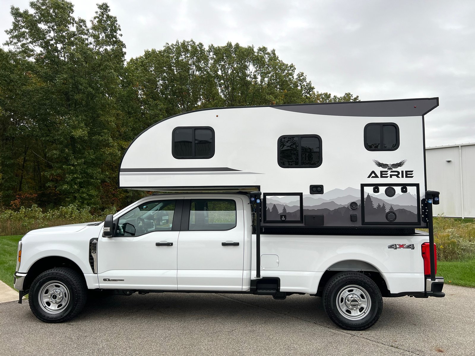 Soaring Eagle AERIE Truck Camper